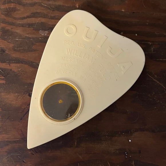 GENUINE 🧿OUIJA 👹🧙🏻‍♀️BIG BOARD 1919 WILLIAM FULD BALTIMORE MD. ☠️💀22x15 - Picture 17 of 17